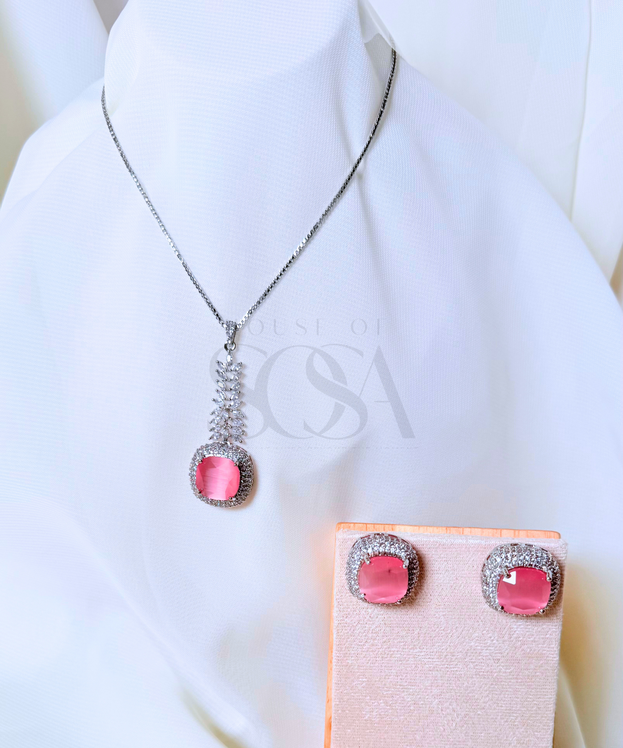 Zabella set – Aurelia Collection