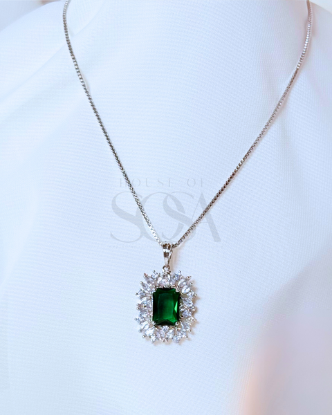 Kaira Set – Aurelia Collection