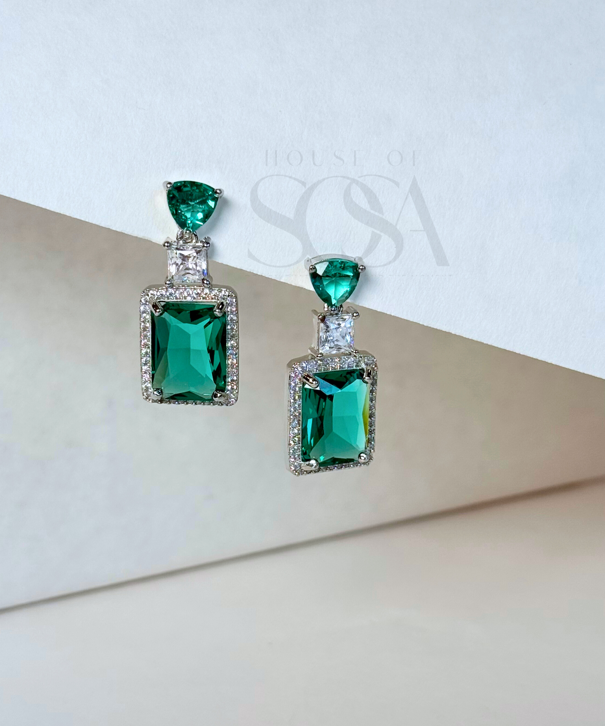 Poise Earrings – Aurelia Collection