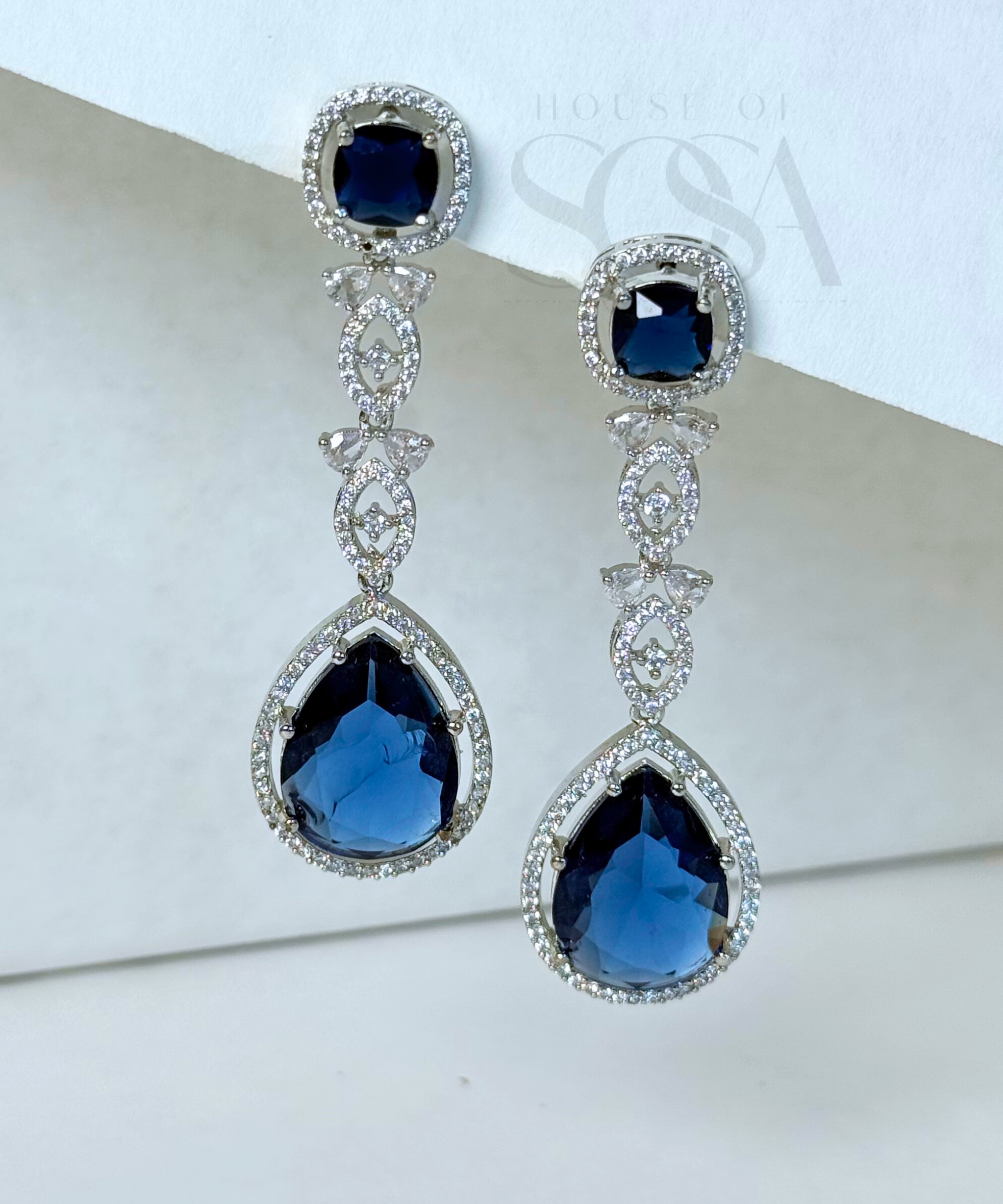 Aura Earrings – Aurelia Collection