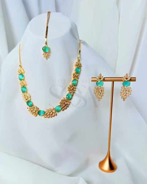 Zaria Set Gold – Aurelia Collection